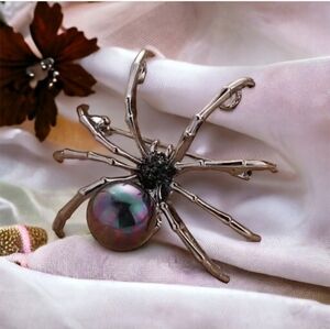 Vintage Style Gothic Spider Shape Brooch‎ Inlaid Faux Pearls Personality Brooch